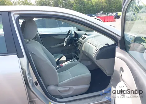 2012 Toyota Corolla Le z USA, uszkodzony, nr VIN 2T1BU4EE1CC832482